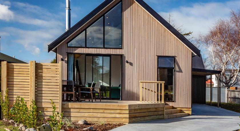 New Snowberry Chalet - Ohakune Holiday Home — Hotel in Ohakune