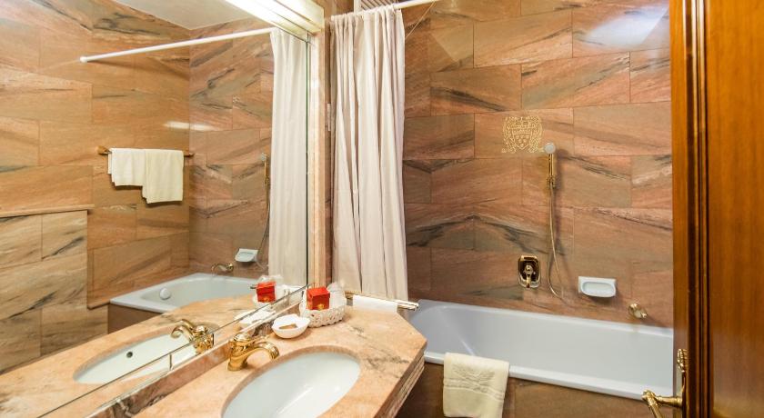 Standarta divvietīgs numurs (1 gulta) (Standard Double Room) attēls 8