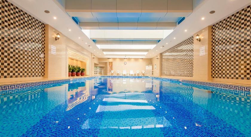 Crowne Plaza Shanghai By IHG - image 5