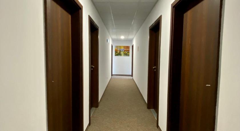 Edelweiss Central Hotel photo