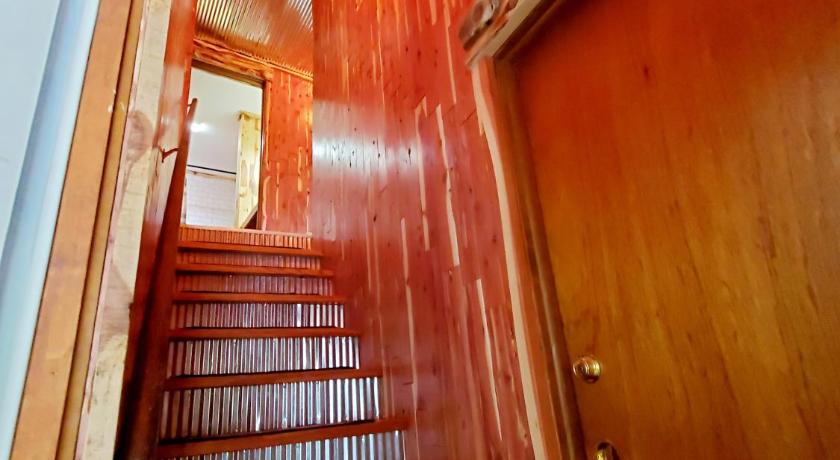 Log Cabin Inn photo