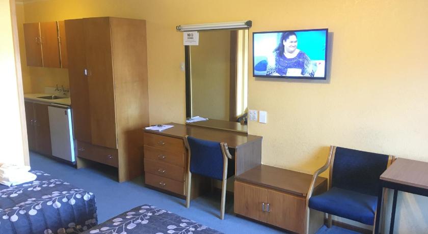 Image of Standard Room - Sleeps 4 1