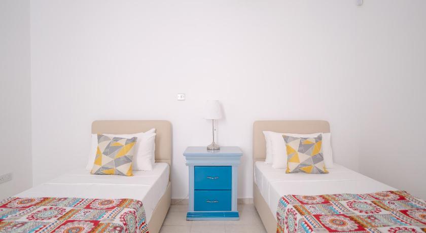 Oniros by Prestige Bookings photo