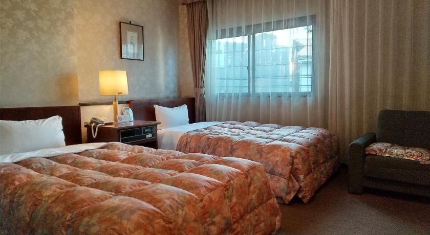 Leo Plaza Hotel photo