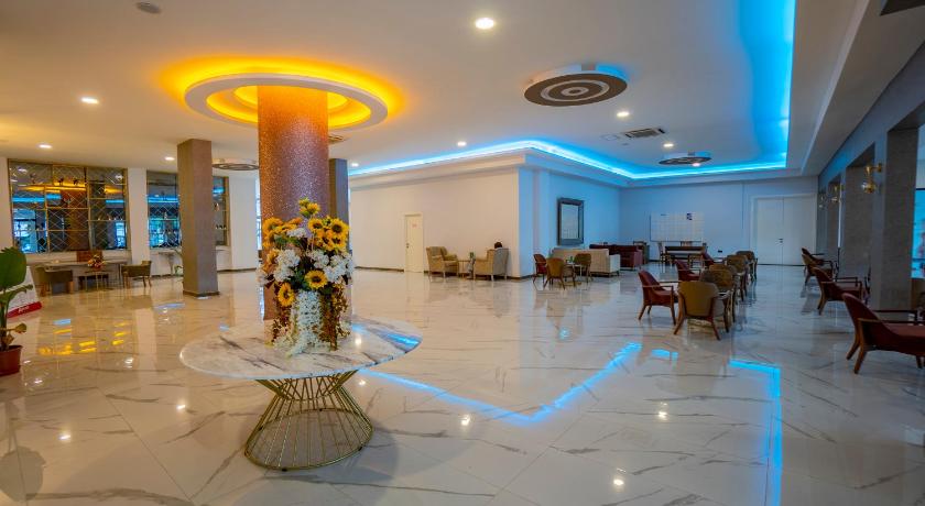 Armas Garden Hotel