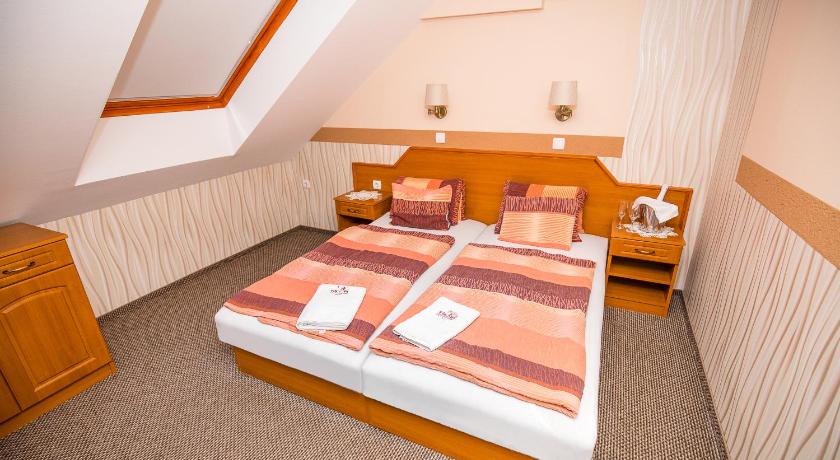Image of Superior Quadruple Room 1