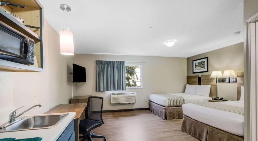 Suburban Extended Stay Hotel Wash. Dulles