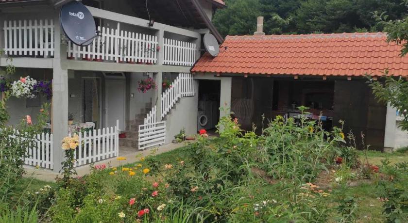Kuca Drinska dolina — Hotel in Bajina Basta