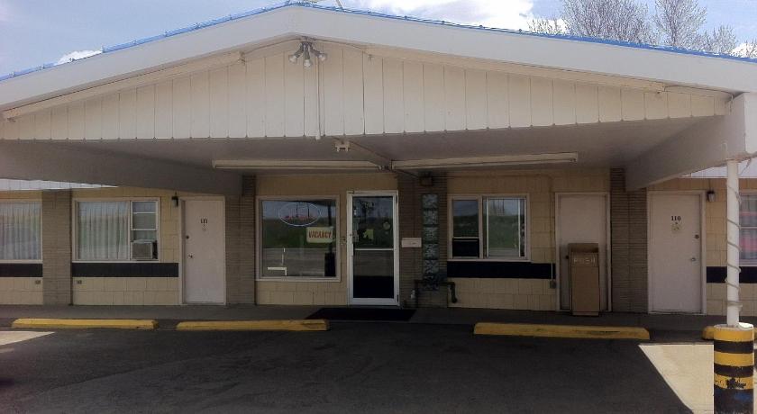 Rainbow Motel photo