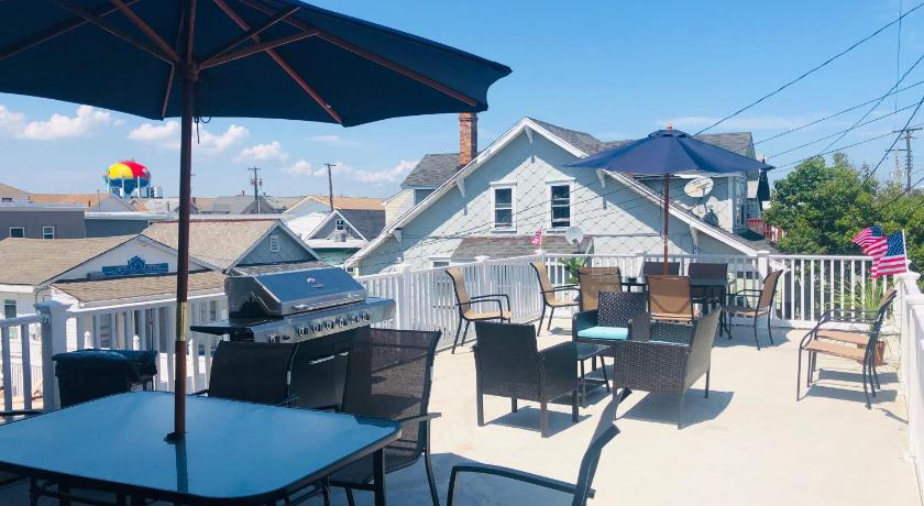 Coastal Sands Inn photo
