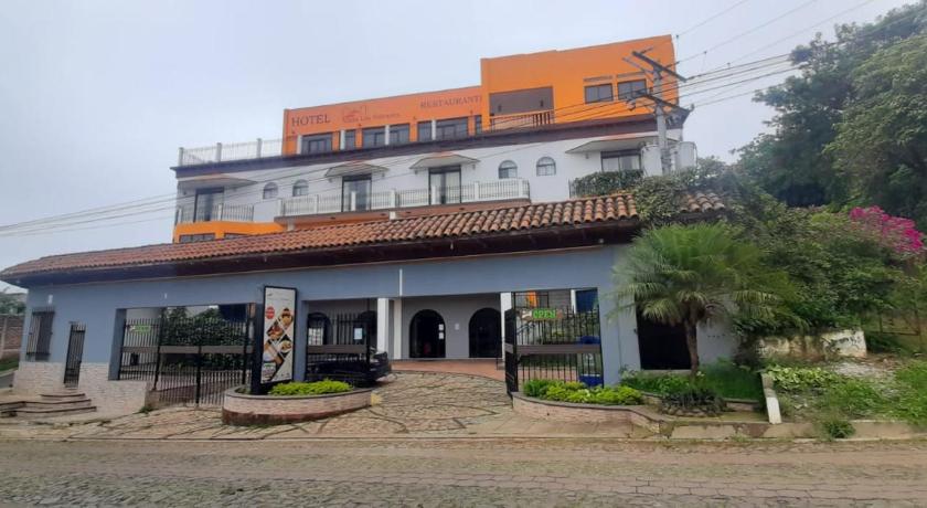 Vista Los Volcanes Hotel y Restaurante — Hotel in Juayua