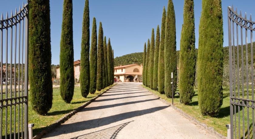 Hotel Casolare Le Terre Rosse