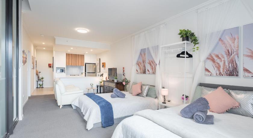 2BR Apt in Hurstville 1Min To Train Sleep8 — Hotel in Sydney