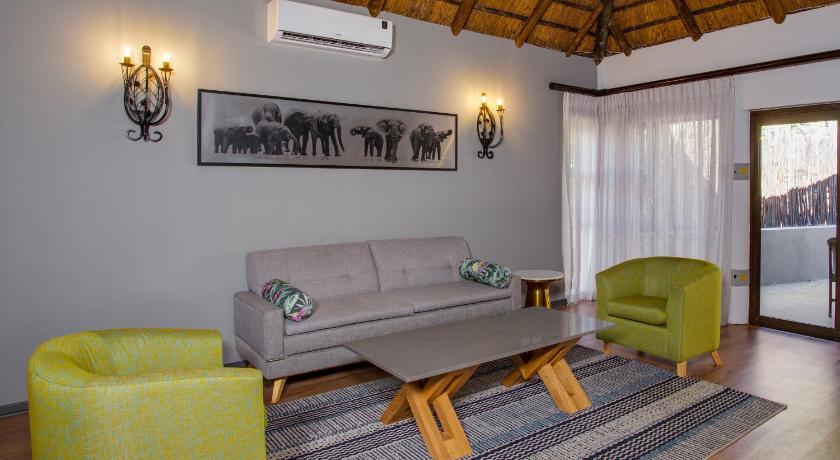 Image of Suite with Private Pool 5