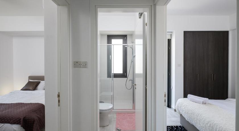 Solaar Apartments st Lazarous photo
