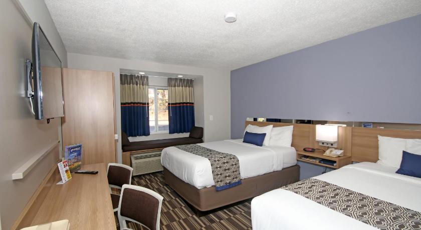 Microtel Inn & Suites by Wyndham Greensboro