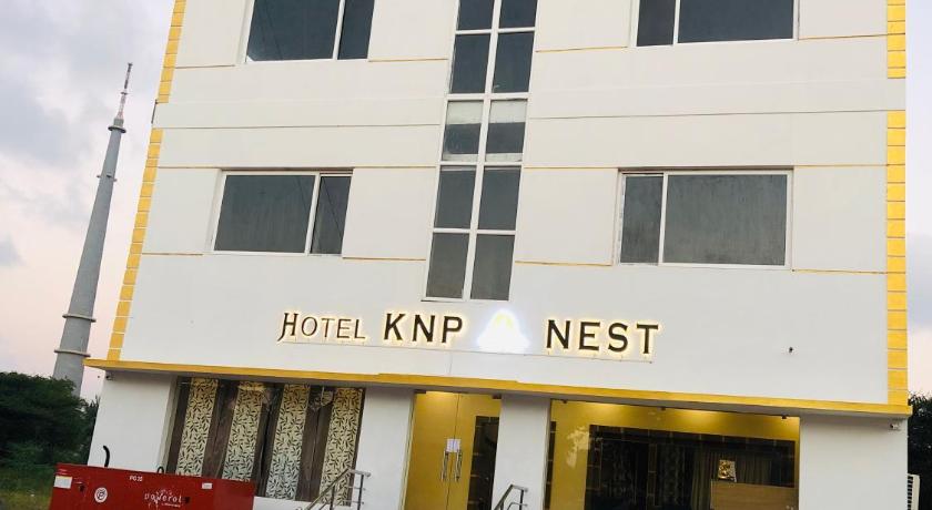 Hotel KNP Nest