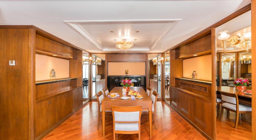 Image of 2-Bedroom Heritage Suite 10