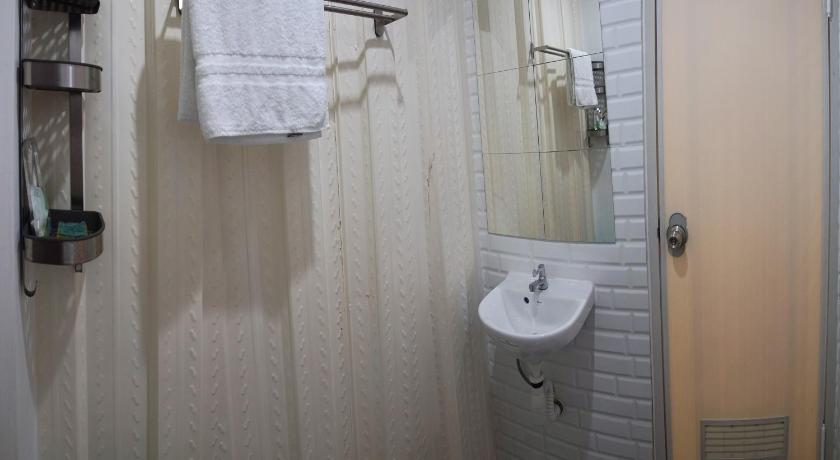 Image of Economy Double Room 2