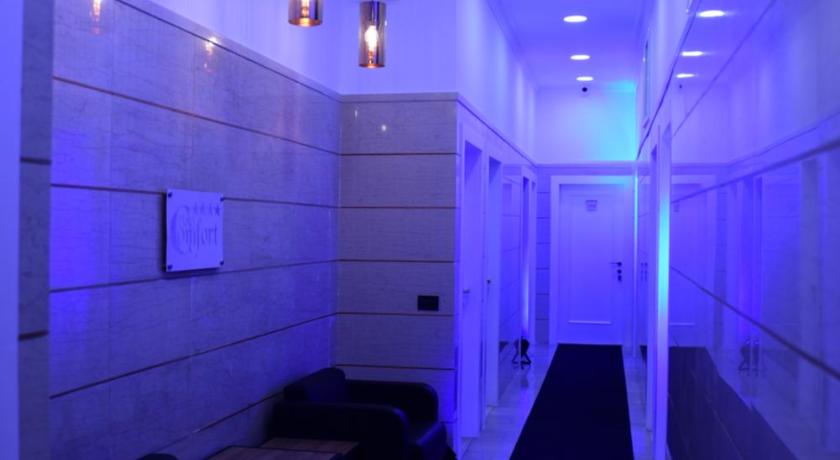 Hotel Comfort — Hotel in Tirana