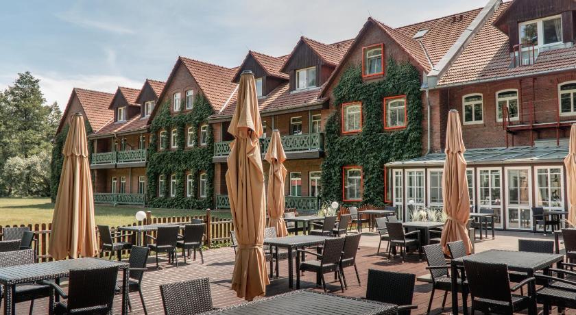 Waldhotel Eiche photo