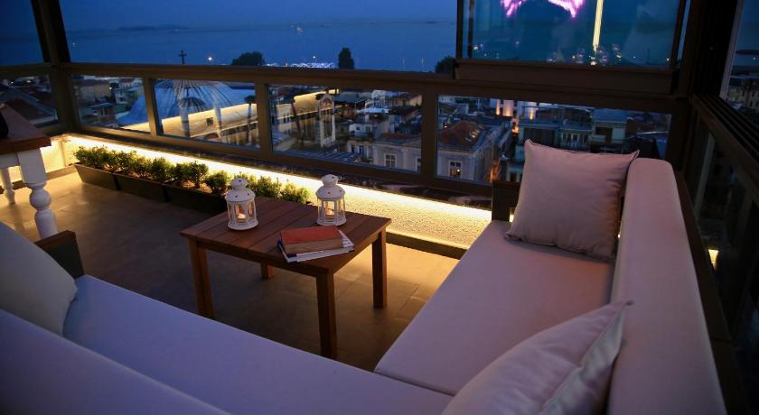 HOTEL BRONTE - image 3