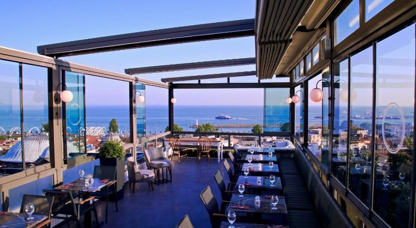 HOTEL BRONTE - image 2