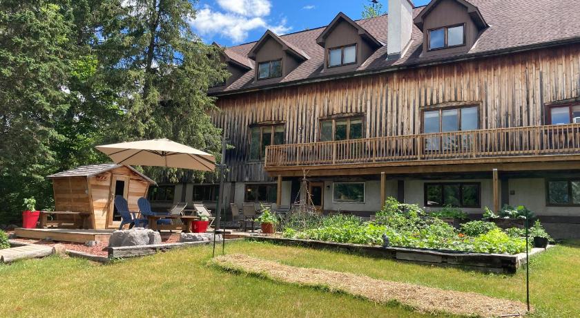 La Grange Country Inn — Hotel in Wakefield (QC)