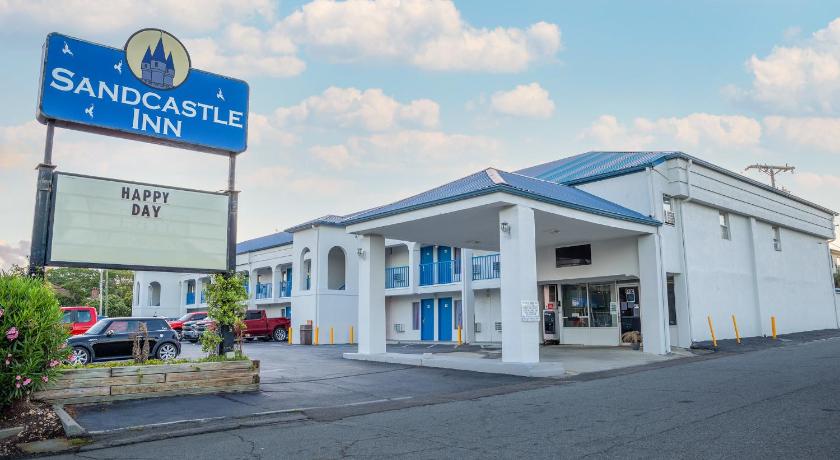 Sandcastle Inn photo