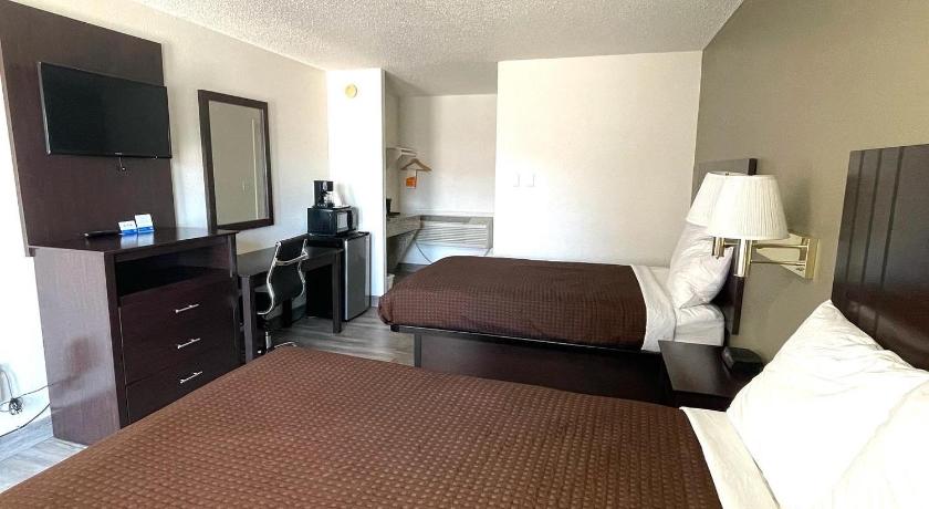 Rodeway Inn & Suites