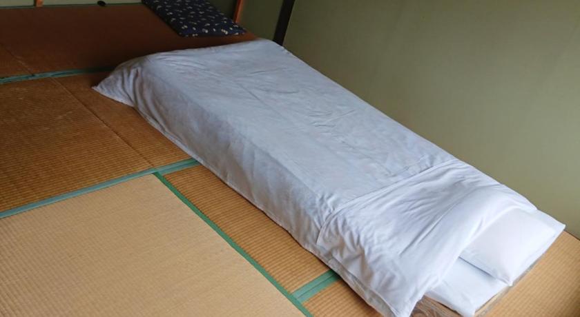 ビジネスホテル六号 photo