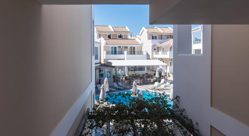 Maistrali Hotel - image 3