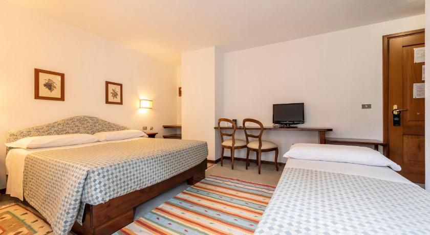 クールマイヨール Hotel Triolet 3つ星 ホテル 眺望