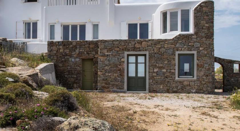 Ryakia villa, 5 min away from Super Paradise Beach photo