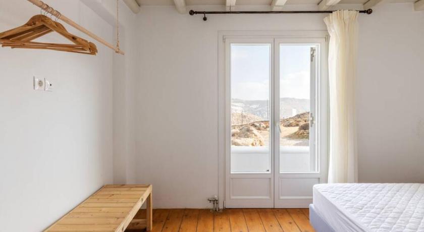 Ryakia villa, 5 min away from Super Paradise Beach photo