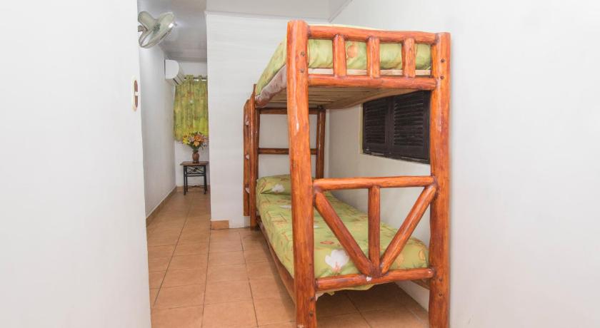 Image of Backpackers Room (Bunk Beds) 1