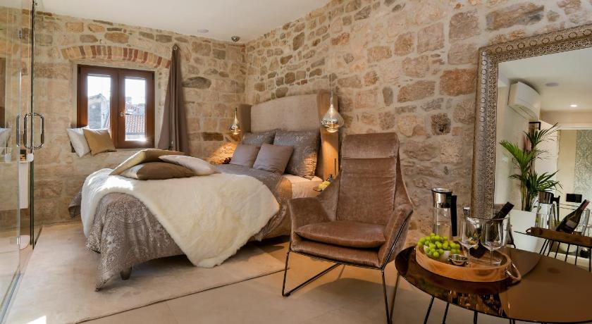 Luxury Studio Apartment Eminence Split in the old center of Split on Pjaca square photo