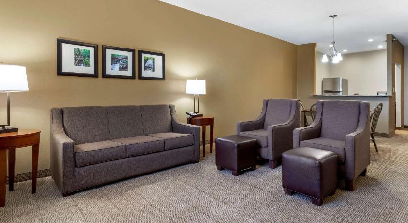 Comfort Inn & Suites Lenoir Hwy 321 Northern Foothills