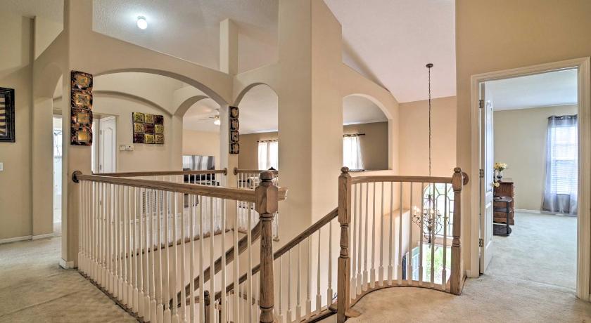 Spacious Brandon Home about 12 Miles to Tampa! photo