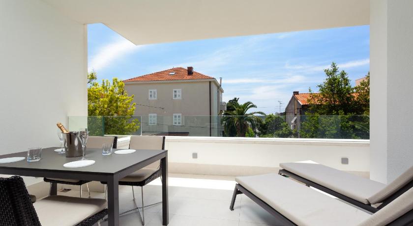 Alba Residence photo