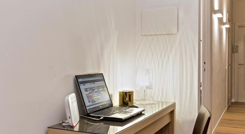 ローマ Roma Talenti Fucini B&B 4つ星 ホテル 外観