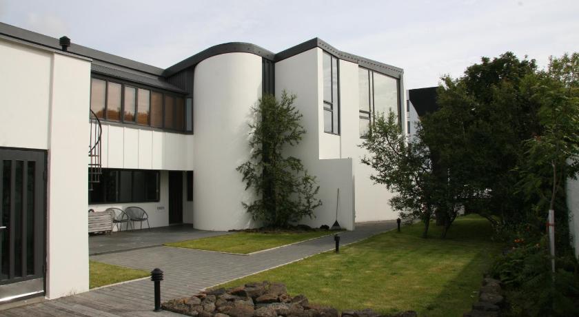 Skjalfandi — Hotel in Husavik