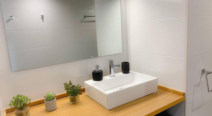 セビリア Sevilla Torneo PG Apartamentos 4つ星 シングルルーム 客室