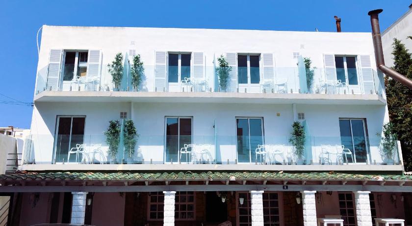 bhc Boutique Hostal Cala Millor — Hotel in Majorca