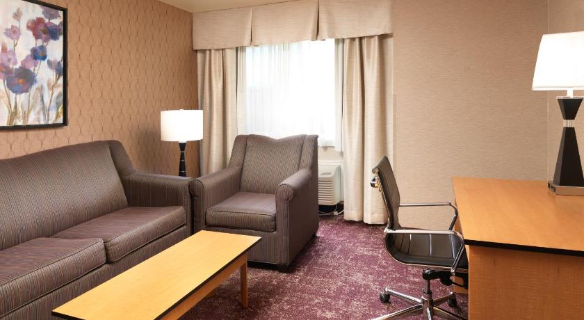 Crystal Inn Hotel & Suites - Salt Lake City/West Valley City