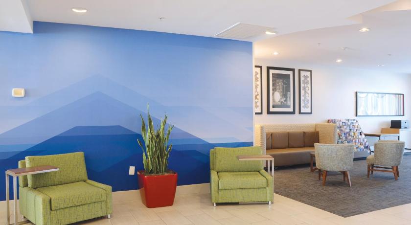 Holiday Inn Express Hotel & Suites Mount Juliet - Nashville Area