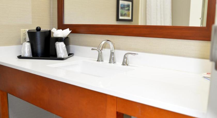Image of 2 Queen Beds, Nonsmoking, Upgrade 14