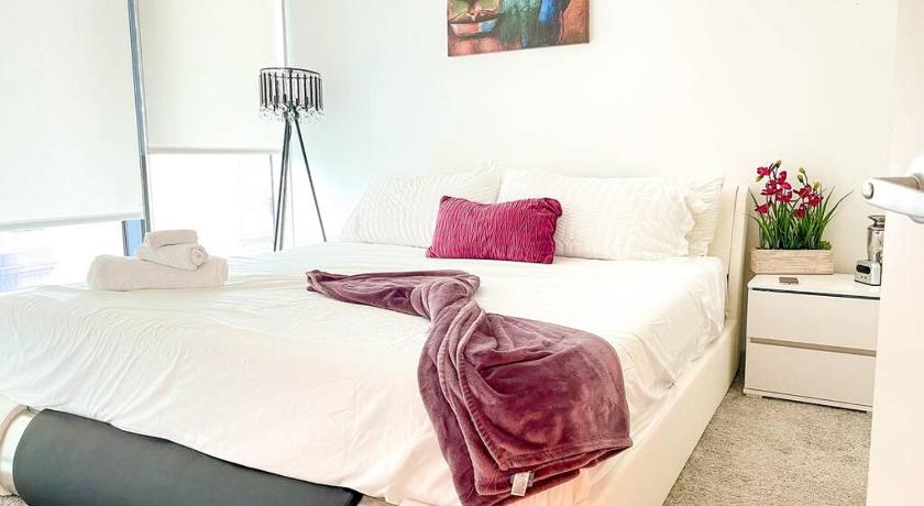✦2B/2B Luxury BUCKHEAD Highrise w/ City View✦ photo