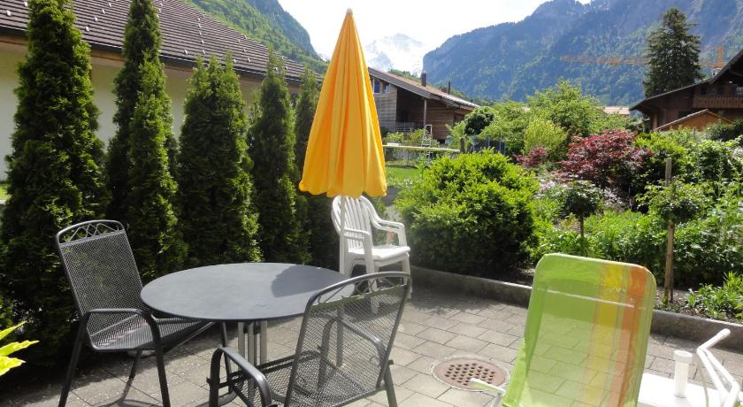 Apartment Beck — Hotel in Wilderswil