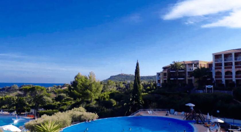 Garden level for 5 people with sea view - image 15